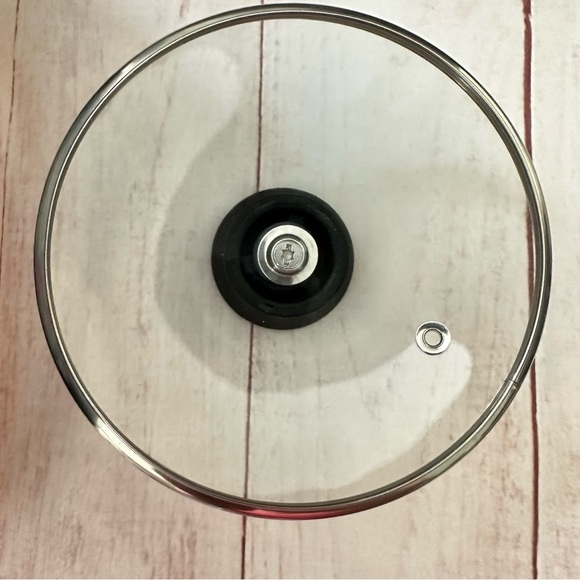 T-Fal Tempered Glass Lid With Vent - Inner Diameter 5.25” Reference # 70S-S2 - Picture 2 of 5